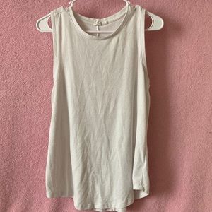 Gap: women white tank w
